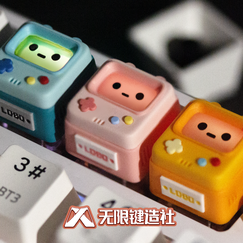 Retro gaming console transluce – обзор и цена Gaming Console Keyboard